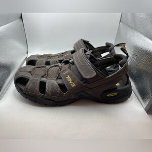 Teva Forebay River Brown Sandals with Black Soles men’s size 11